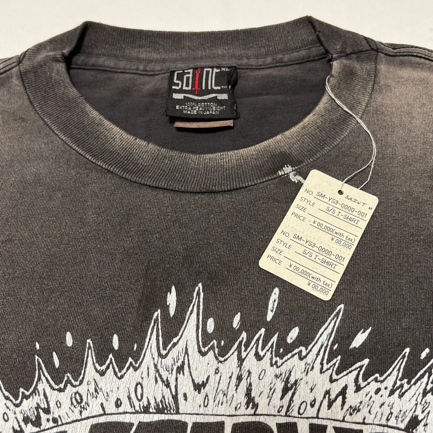 SAINT Mxxxxxx SS TEE/THE ETERNAL/BLK Latest Skeleton Beetle Distressed Sulfur Dyeing Retro Short Sleeves Washed Black S-XL Garment Dyeing Rewashed for Distressed Horse Replacement Faded Top Printing Technology Simulates Natural Distressed Style Really Correct Version Original Consistent Main Mark/Washed Mark/Angel Anti-Counterfeiting Mark